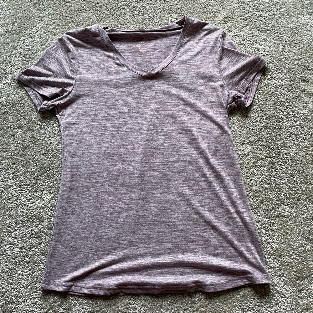 Athletic work out shirt